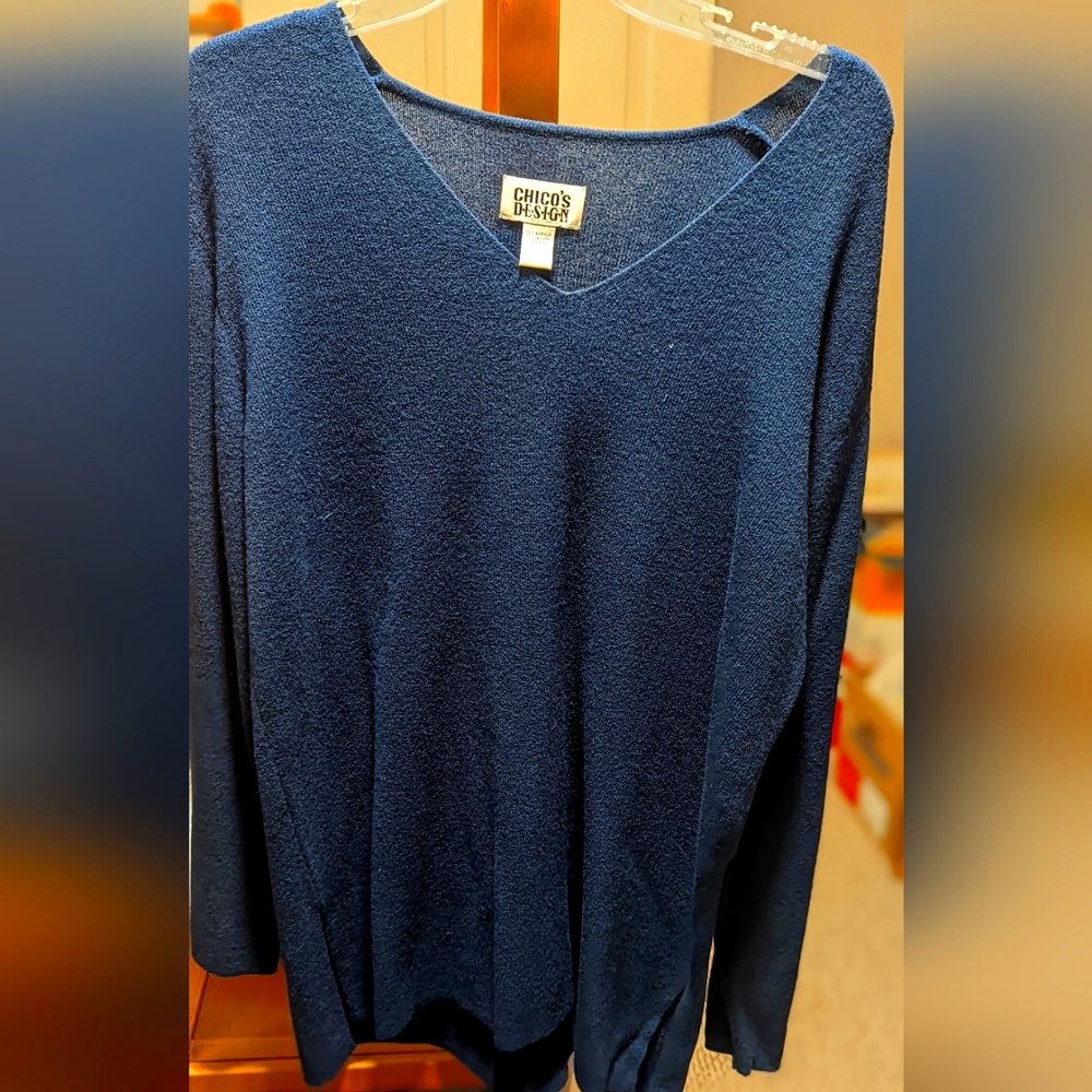 Chicos long sleeve blue top